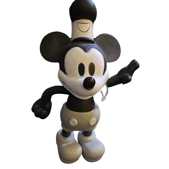 Mickey Mouse Steamboat Willie 90 Years of Magic Anniversary Figure Disney - Picture 1 of 10